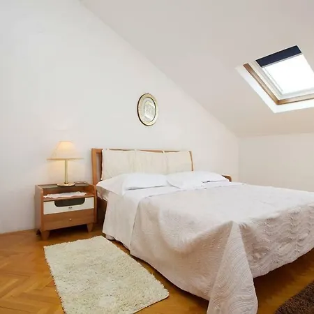Apartman Bacvice * Split