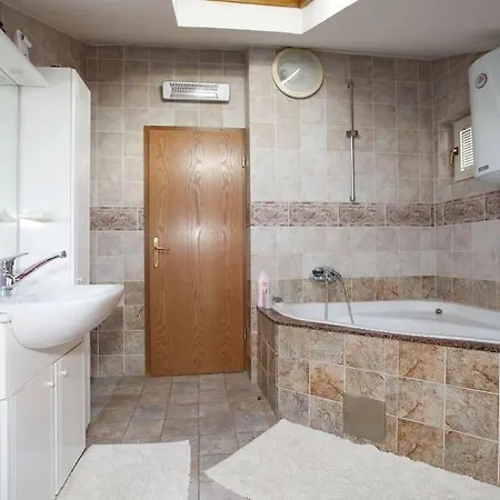 Apartman Bacvice Apartment